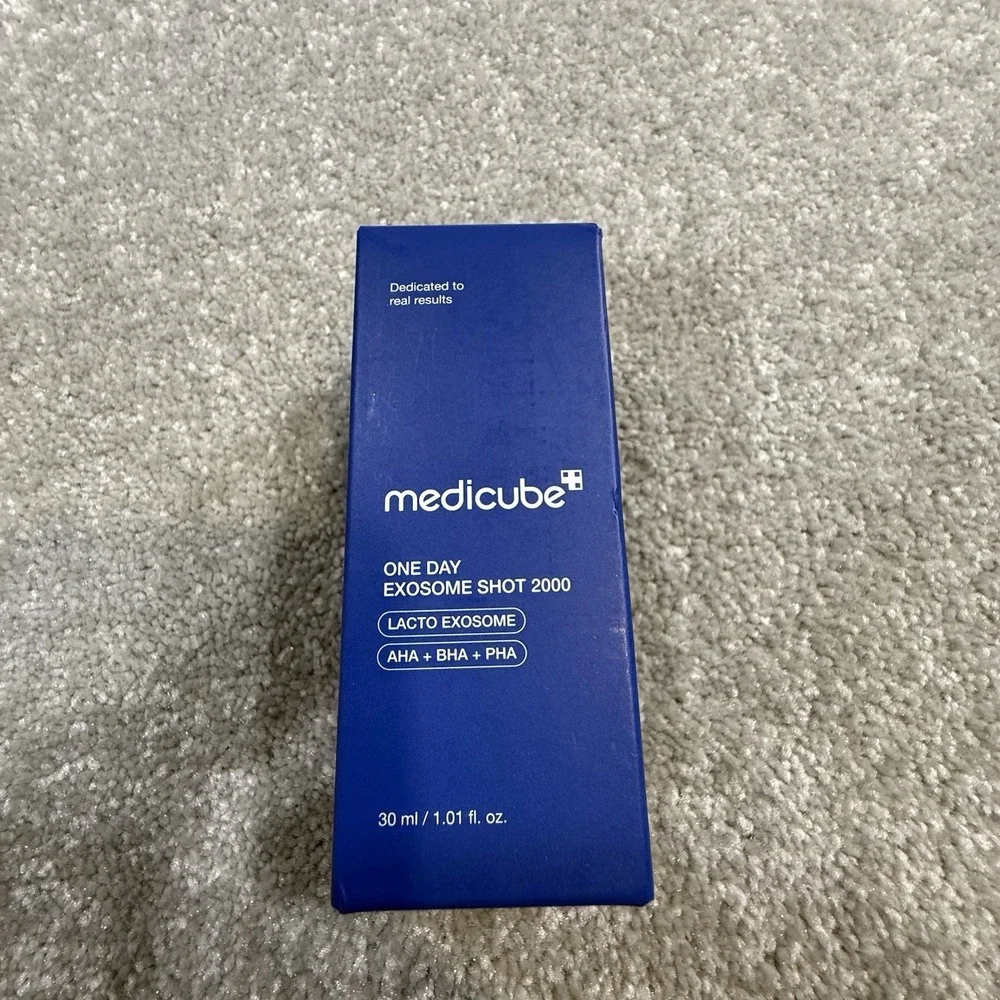 Medicube One Day Exosome Shot 2000 - Blue Facial Serum